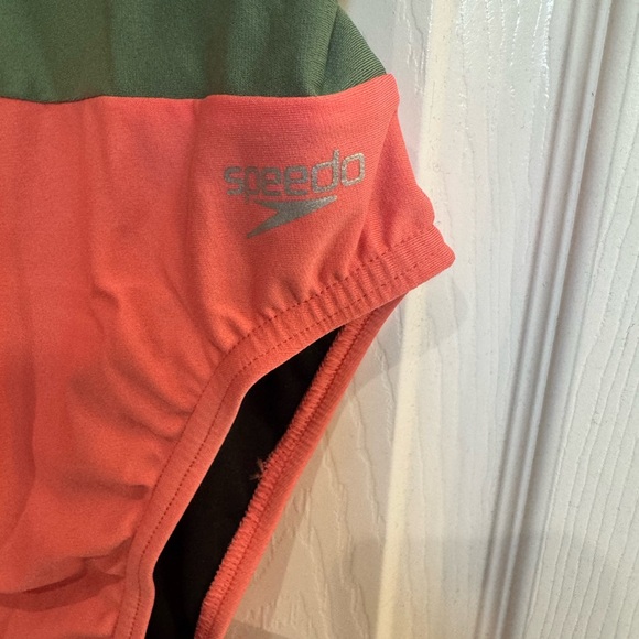 SPEEDO Vibe Collection 1 piece - Picture 4 of 12